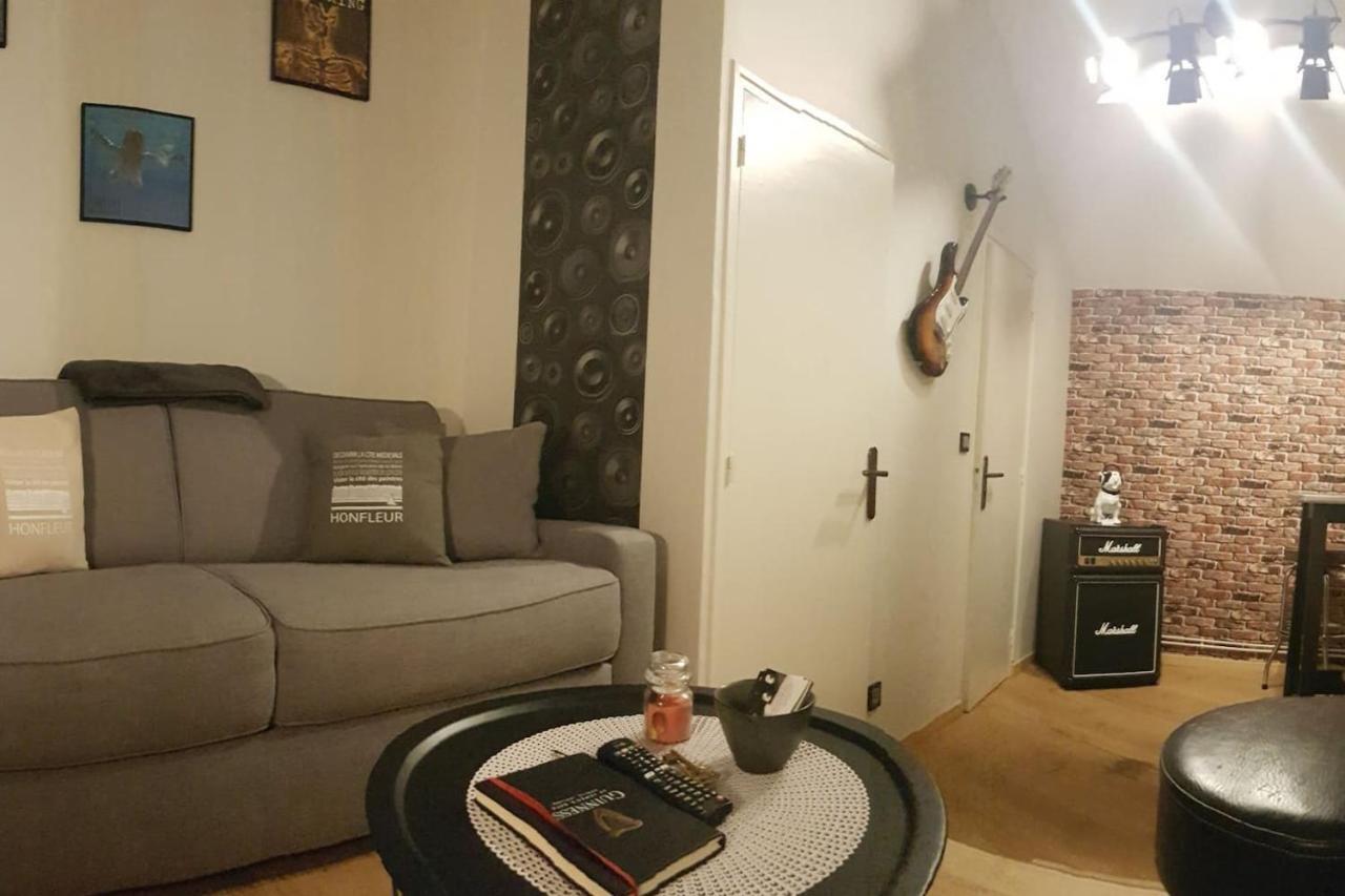 Le Rock Studio Онфлер Екстер'єр фото